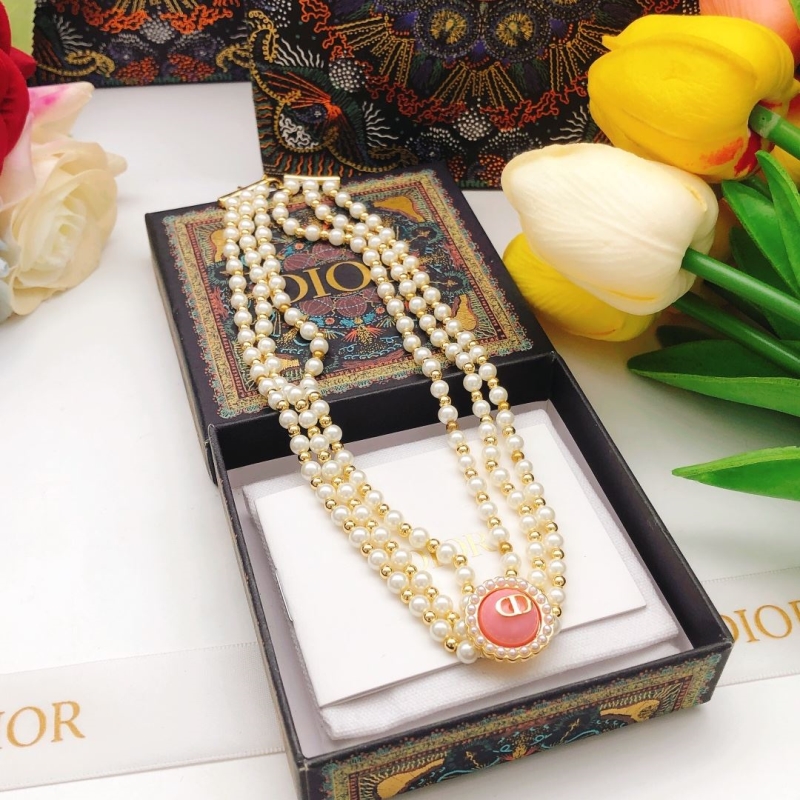 chr1st1an D10r necklaces